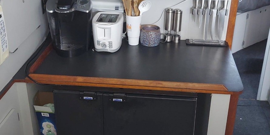 Luhrs Tournament 400 Sportfish