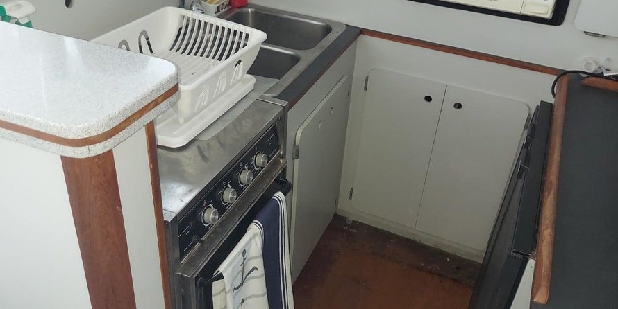 Luhrs Tournament 400 Sportfish