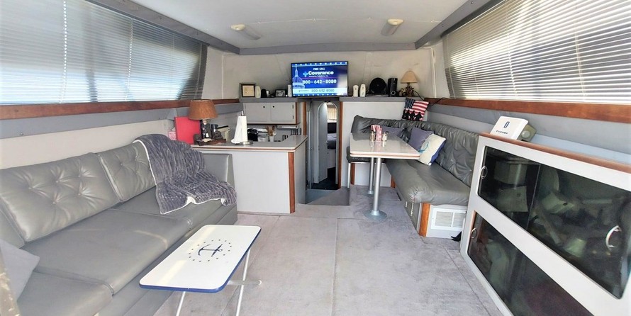 Luhrs Tournament 400 Sportfish