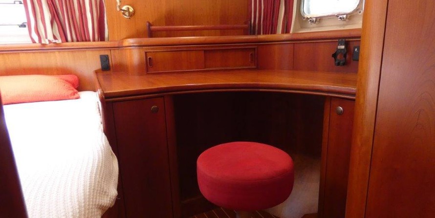 Van dam nordia 65