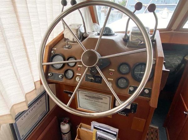 Bluewater yachts 42 coastal cruiser