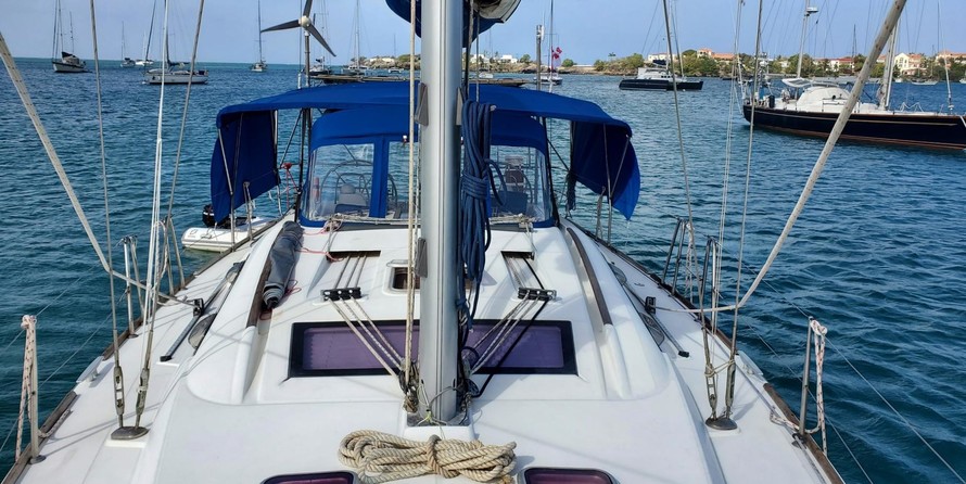 Beneteau Oceanis 43