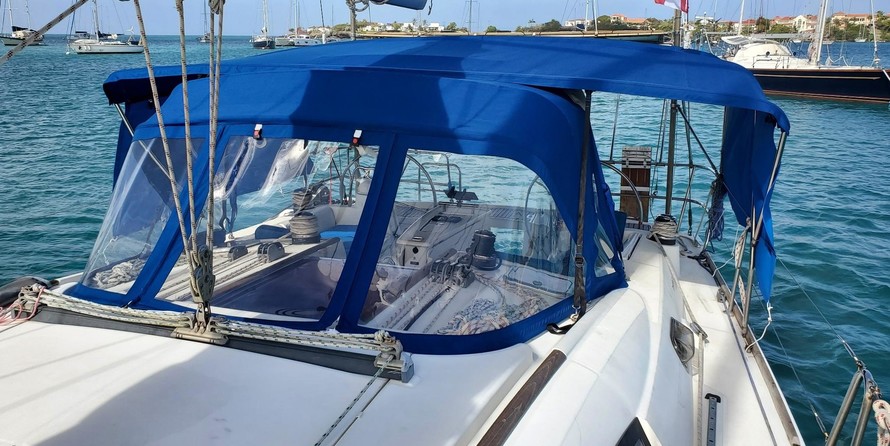 Beneteau Oceanis 43