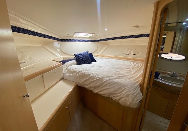 Carver 36 Mariner