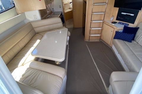 Carver 36 Mariner