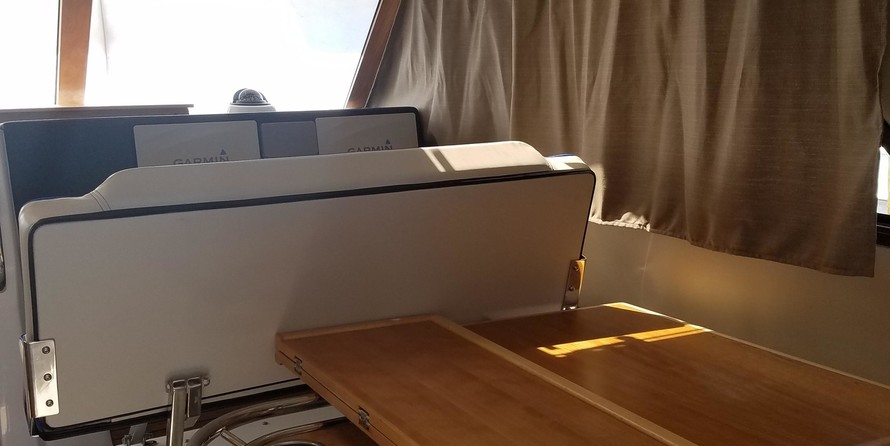 Cutwater C-302 Coupe