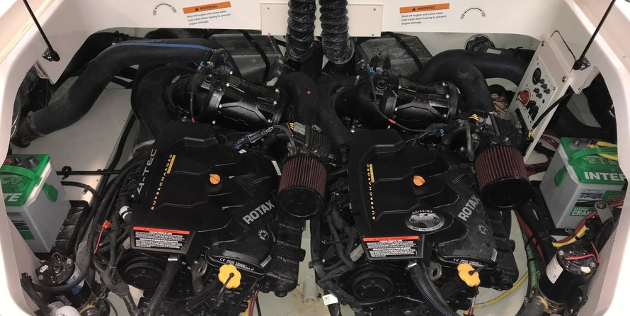 Chaparral 2430 Vortex VRX