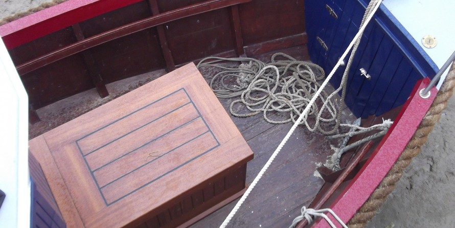 Custom Motor Launch 20 (available)