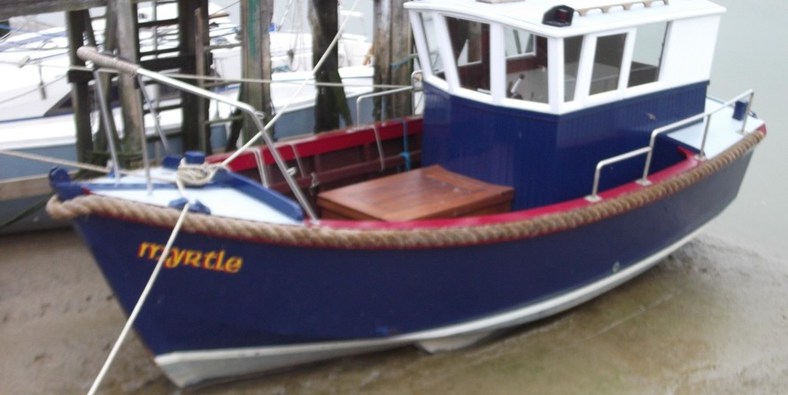 Custom Motor Launch 20 (available)