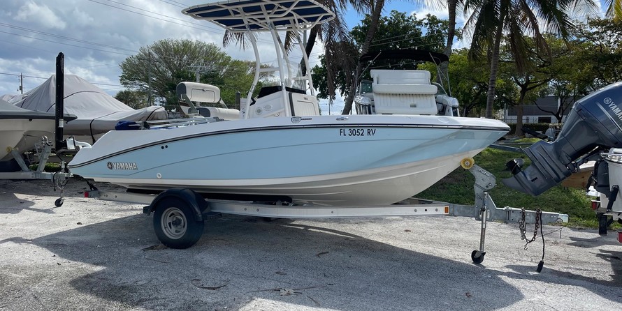 Yamaha 190 FSH Deluxe