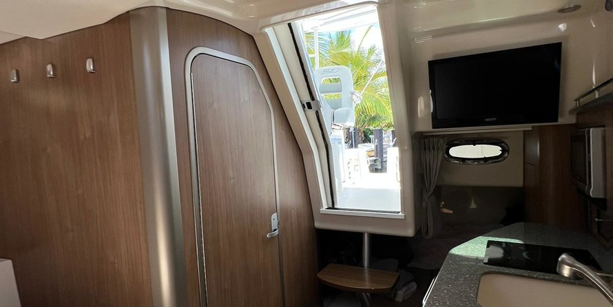 Boston Whaler 315 Conquest