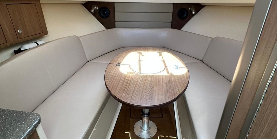 Boston Whaler 315 Conquest