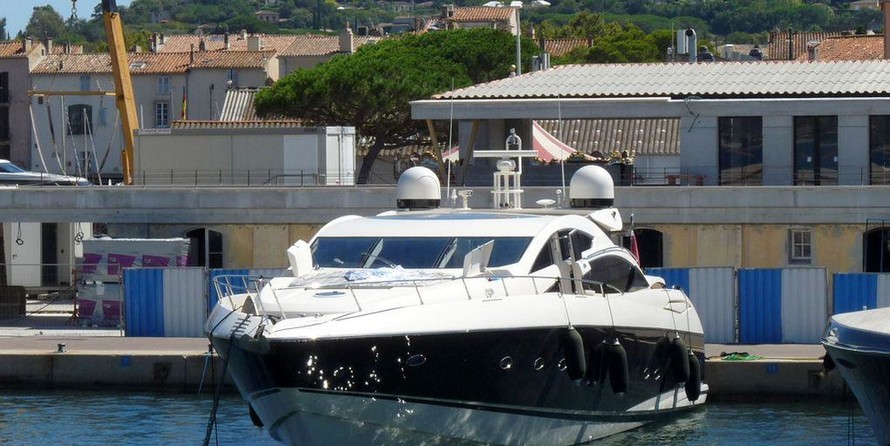 Sunseeker Predator 82