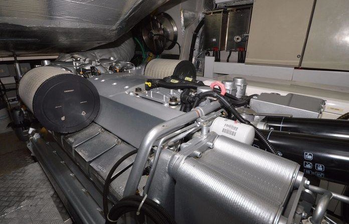 Sunseeker Predator 82