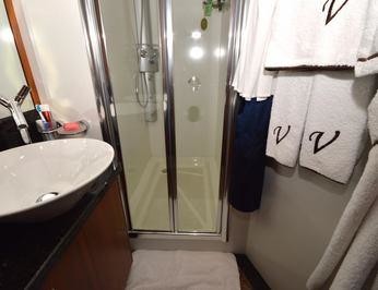 Sunseeker Predator 82