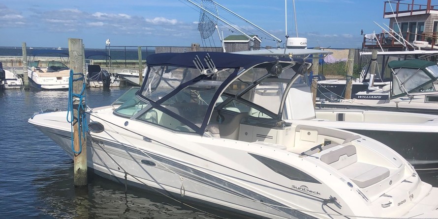 Sea Ray 300 Sundeck
