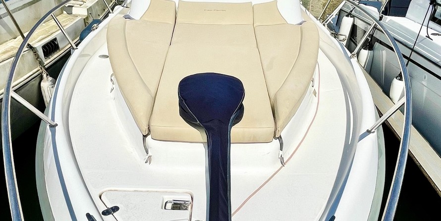 B2 marine cap ferret 552 dc