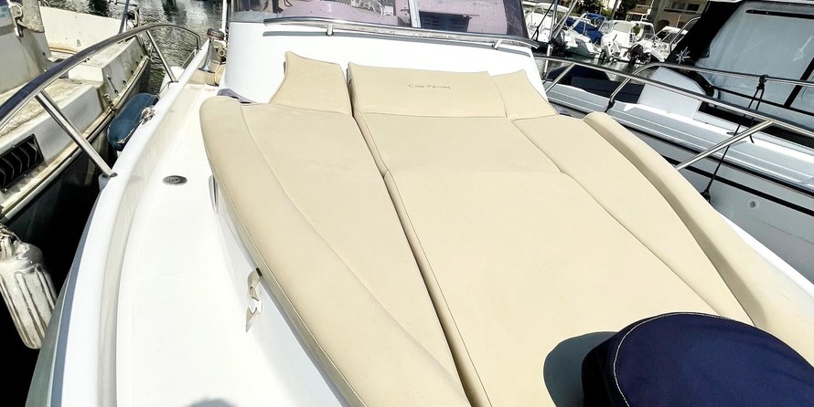 B2 marine cap ferret 552 dc