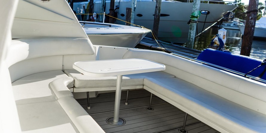 Sea Ray 400 Sundancer