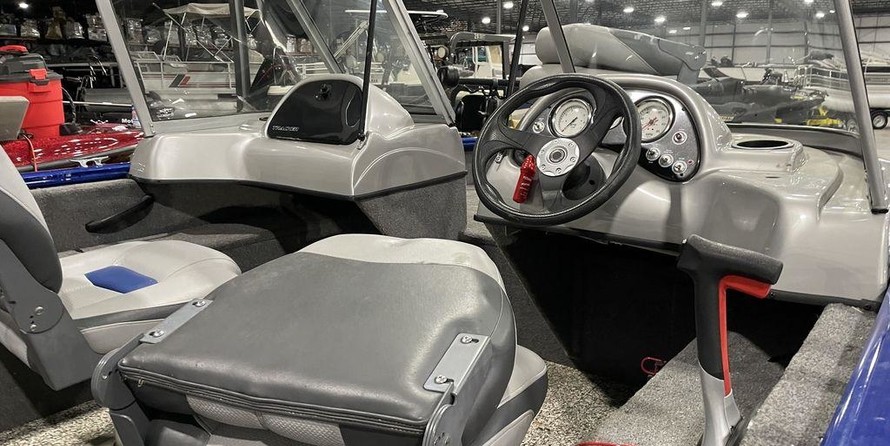 Tracker Pro Guide V-16 WT