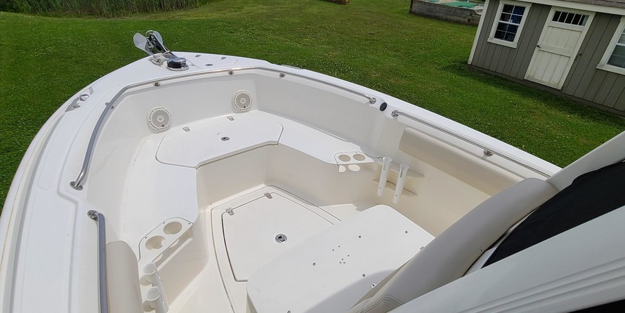 Boston Whaler 230 Outrage