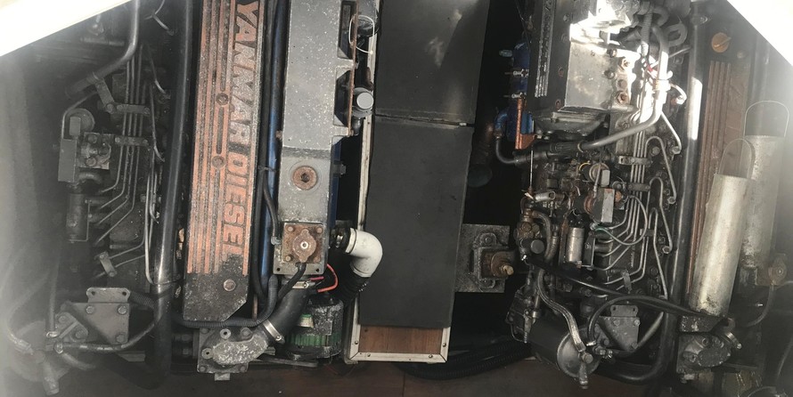 Cruisers yachts 3870 express