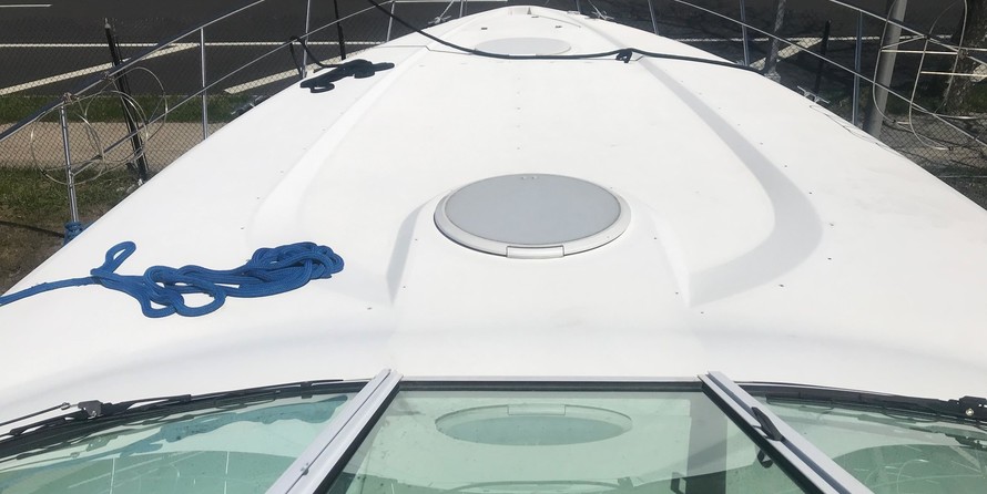 Cruisers yachts 3870 express