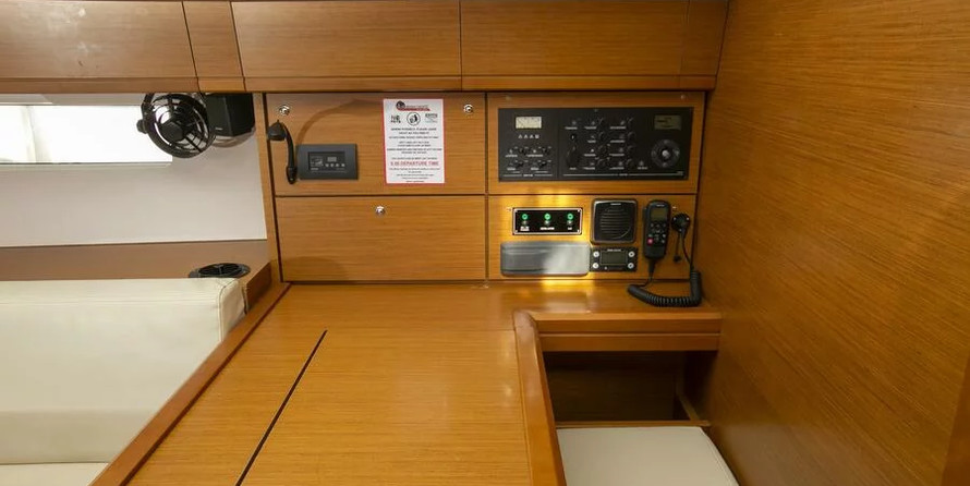 Jeanneau 54