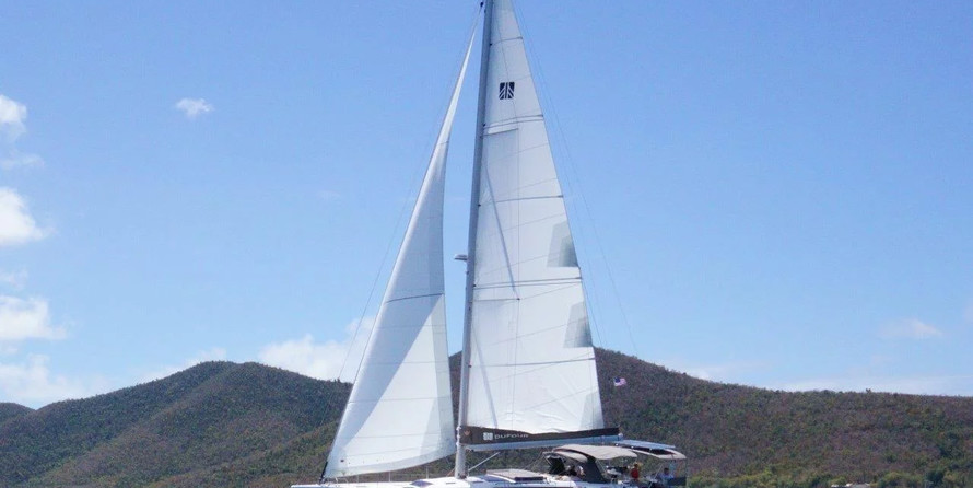 Dufour 530