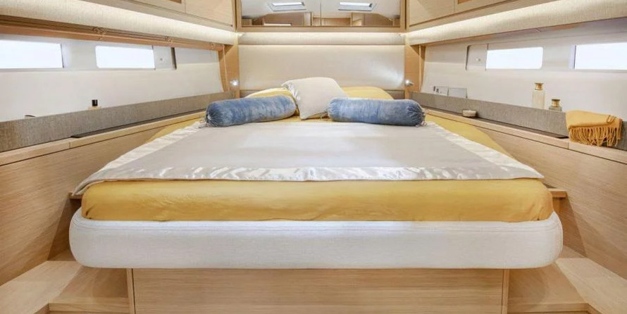 hot seat and giant (1 and 3 person)