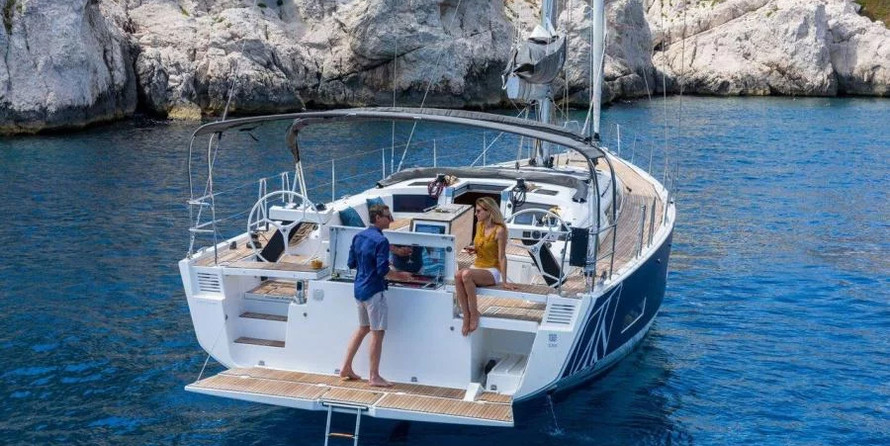 hot seat and giant (1 and 3 person)