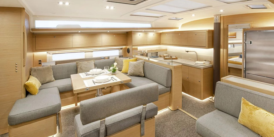 hot seat and giant (1 and 3 person)