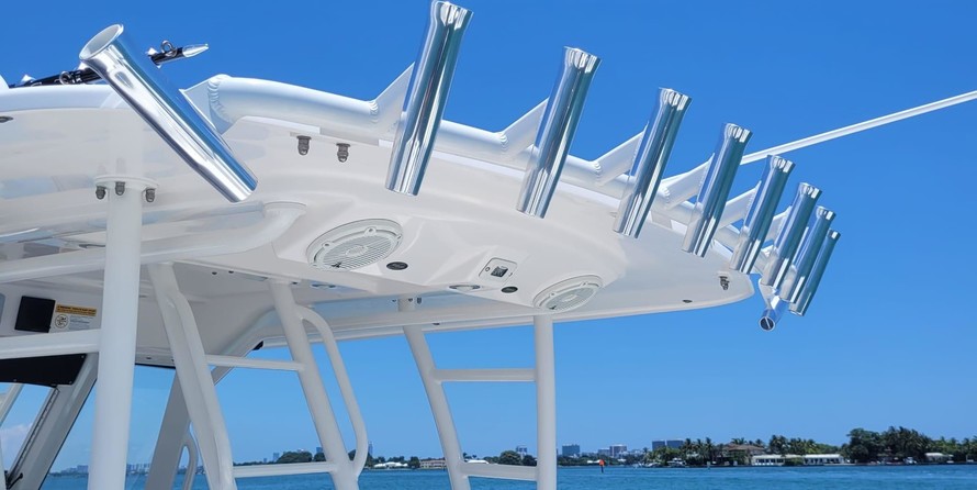 Everglades 355 Center Console