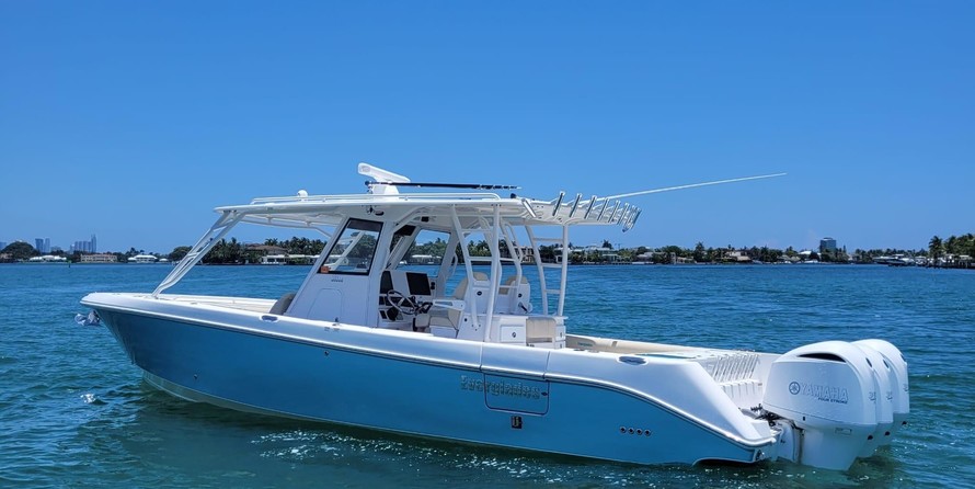 Everglades 355 Center Console