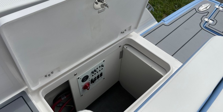 Chaparral 247 SSX