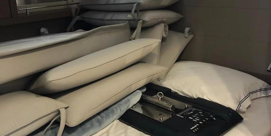 Beneteau Sense 57