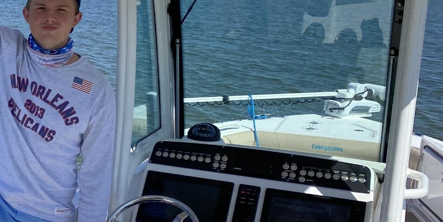 Everglades 253 Center Console