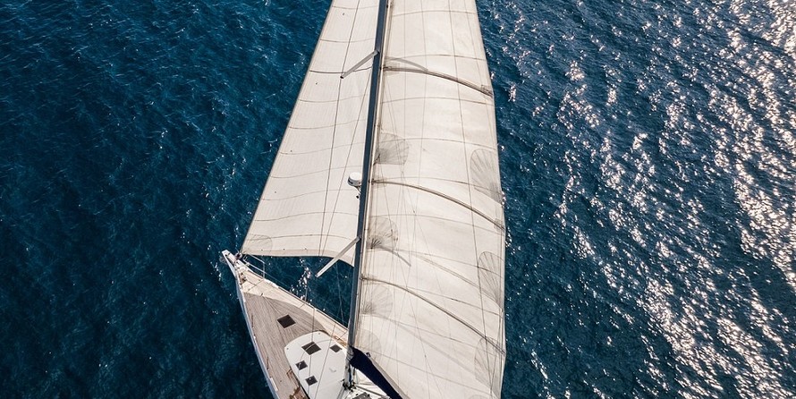 Beneteau Sense 57