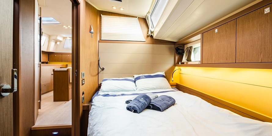 Beneteau Sense 57