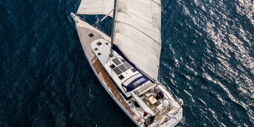 Beneteau Sense 57