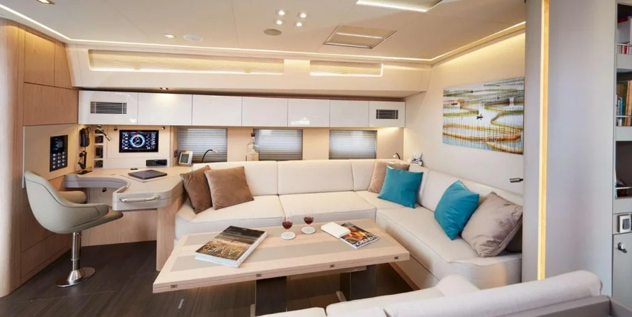 Beneteau Oceanis Yacht 62