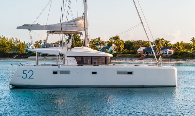 Lagoon 52F