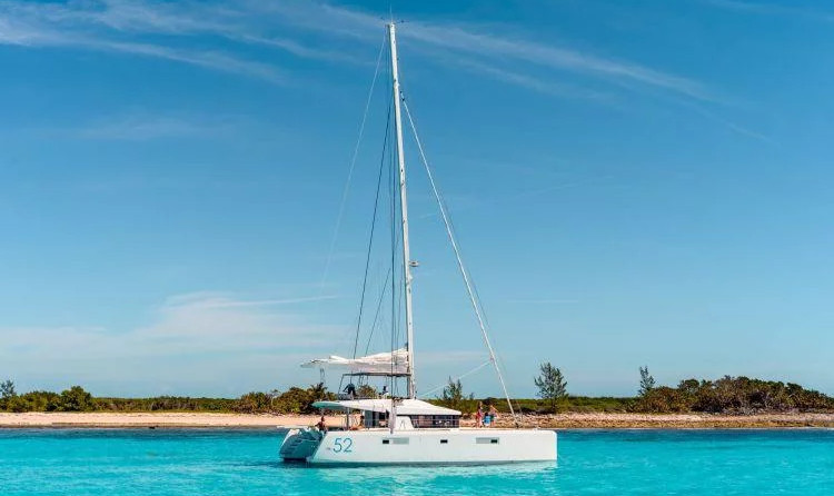 Lagoon 52F