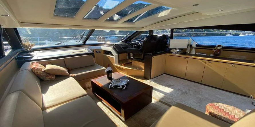 Princess V62