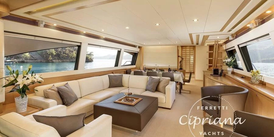 Ferretti 830