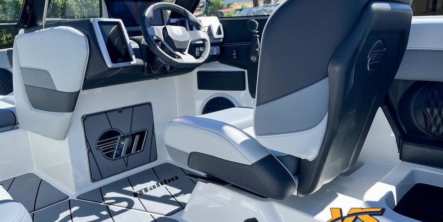 Malibu Wakesetter 23 LSV