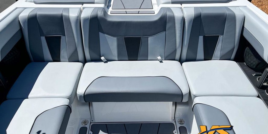 Malibu Wakesetter 23 LSV