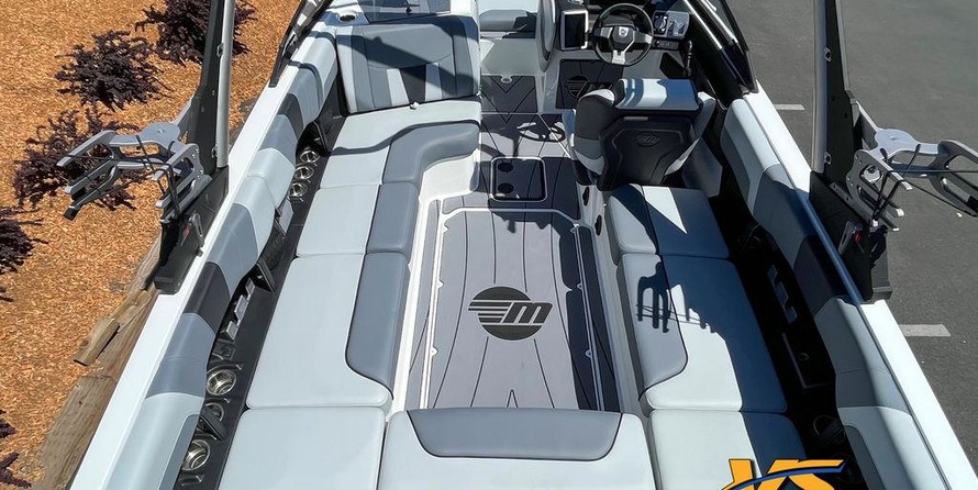 Malibu Wakesetter 23 LSV