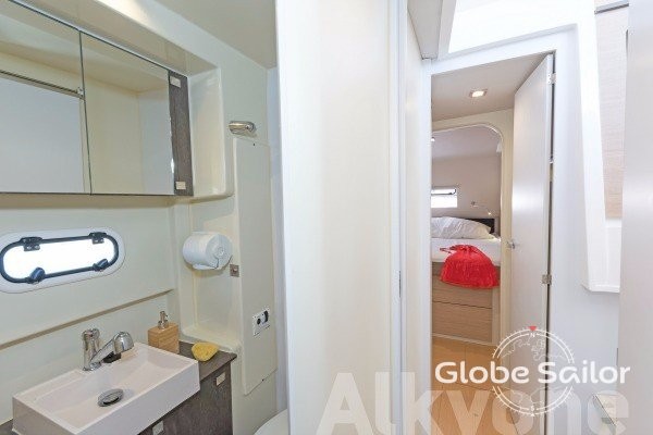 Bali catamarans 4.0 lounge