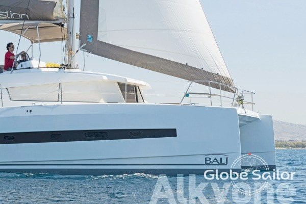 Bali catamarans 4.0 lounge